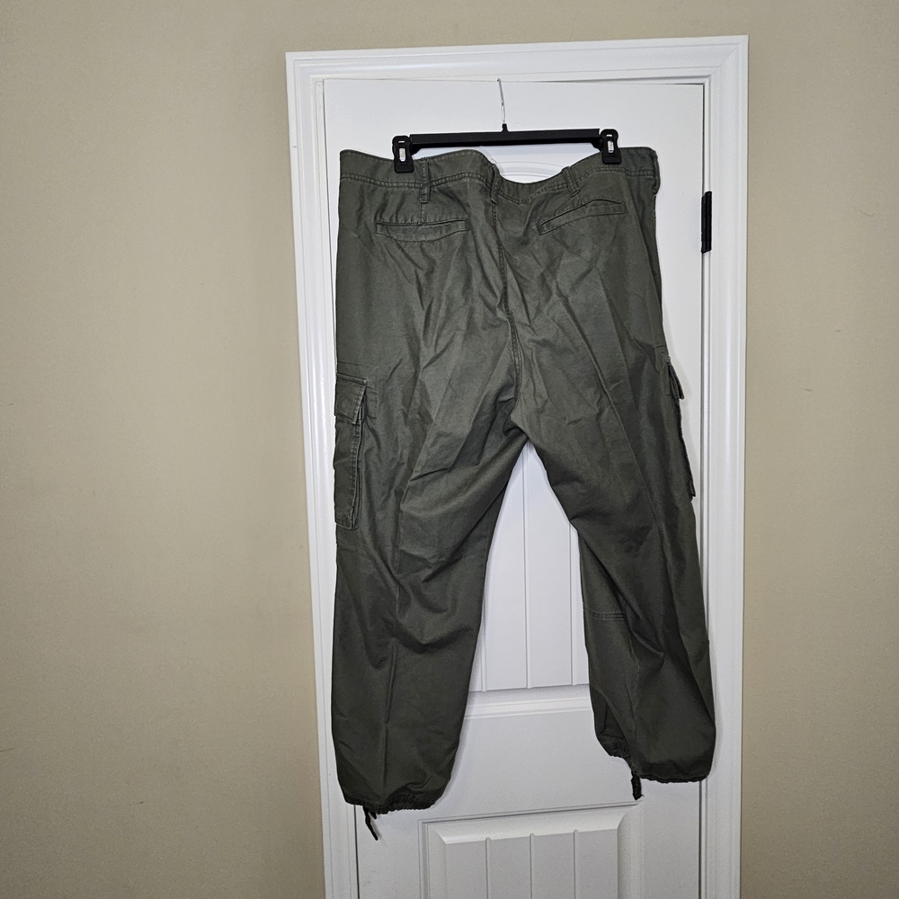 Old Navy Green Cargo Work Pants